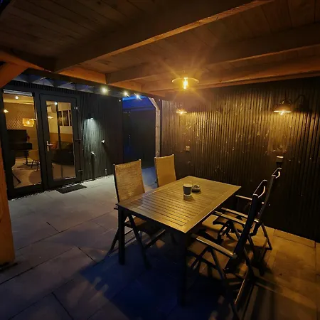 بيت للعطل Luxe Natuurhuis 'veluwe De Bosvogel' إرميلو